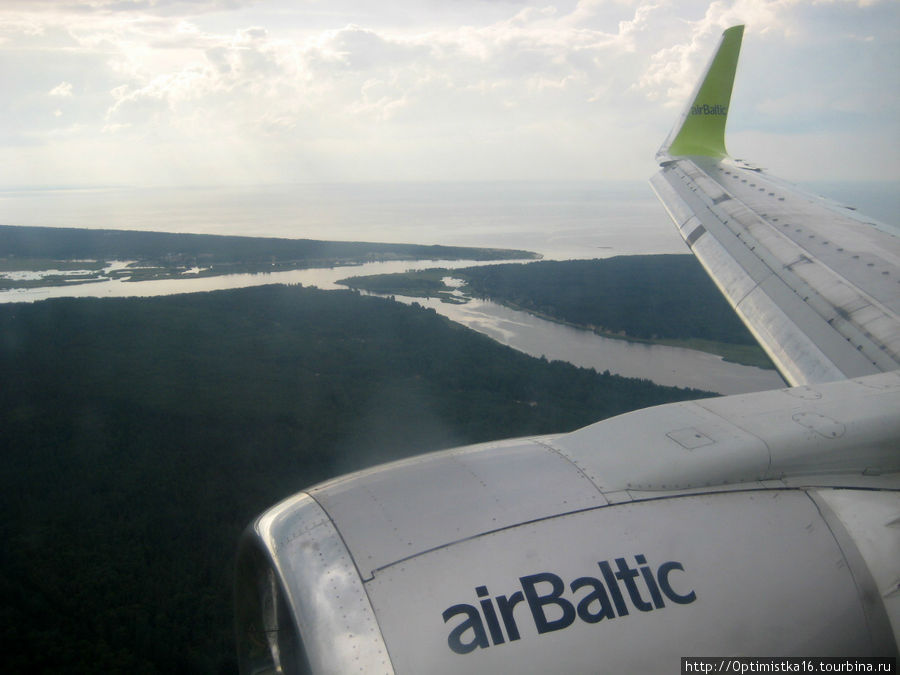 Из Стамбула в Ригу на самолёте AirBaltic. Рига, Латвия