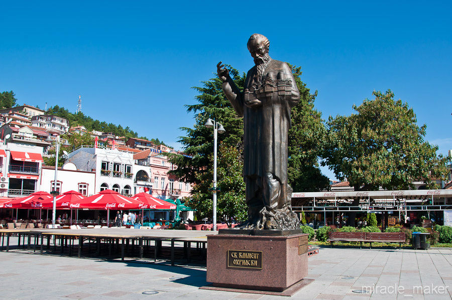 Святой Климент Охридский, ученик Кирилла и Мефодия, также внес свою лепту в создание алфавита. Охрид, Северная Македония