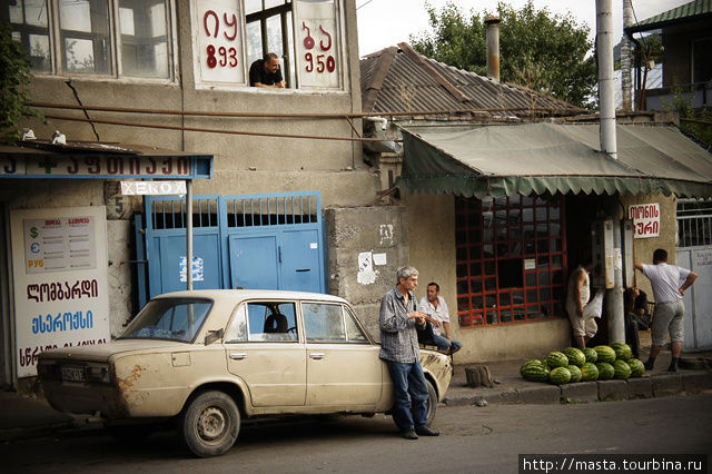 Таксисты, продавцы, прохожие... Тбилиси, Грузия