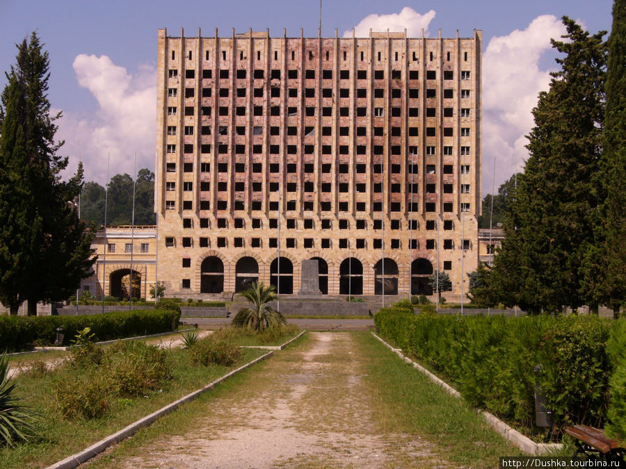 Президентский дворец.2009г. Гагра, Абхазия