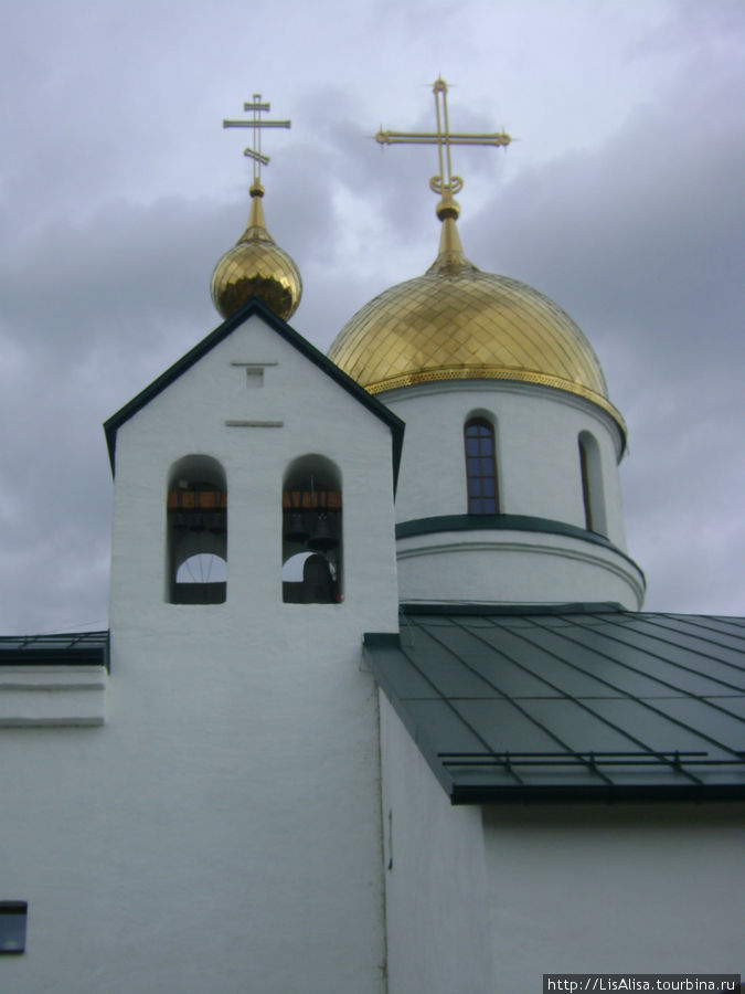 Церковь находится на пересечении ул.Володарского и Пролетарской. Колпино, Россия