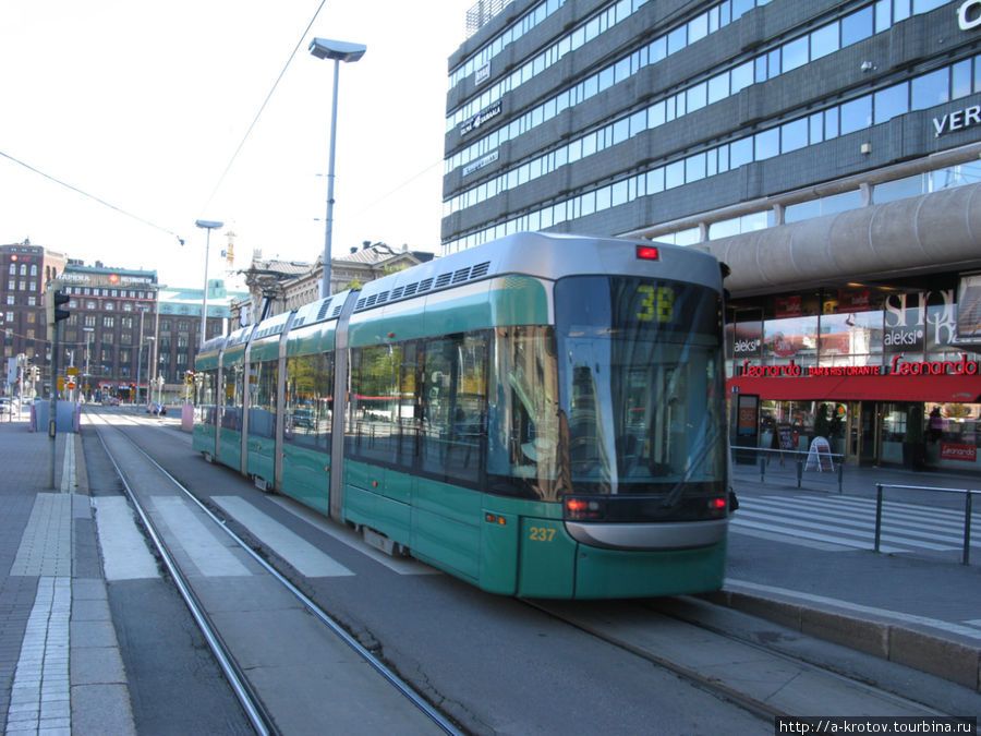 Трамваи и метро: городской транспорт Хельсинки Хельсинки, Финляндия