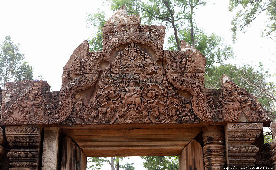Храмы Ангкора. Бантеай Срей Ангкор (столица государства кхмеров), Камбоджа