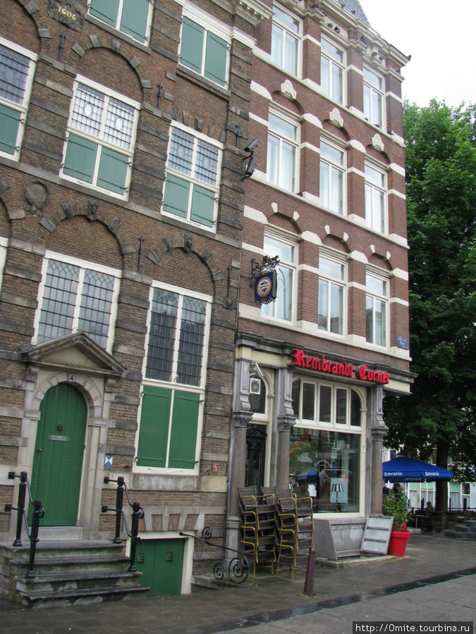 Дом-музей Рембрандта (Museum het Rembrandthuis) — дом на Йоденбреестраат (Jodenbreestraat) в Амстердаме, где Рембрандт жил и работал на протяжении многих лет. Сейчас это музей. Рембрандт приобрел дом в 1639 году и жил в нем до своего банкротства в 1656 году, когда все имущество художника ушло с молотка. Амстердам, Нидерланды
