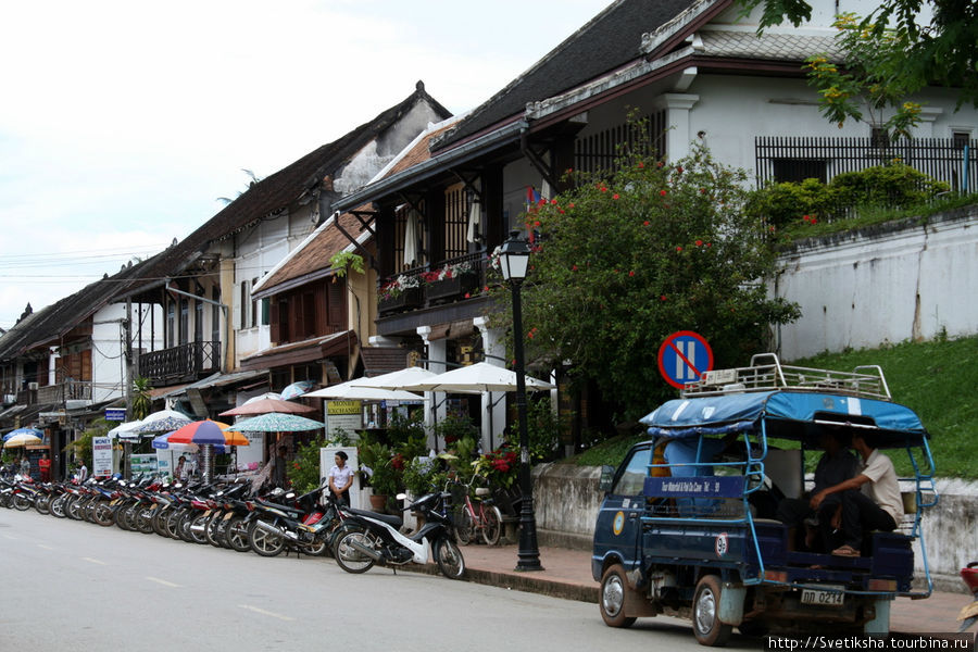 Тук-тук как средство передвижения Луанг-Прабанг, Лаос
