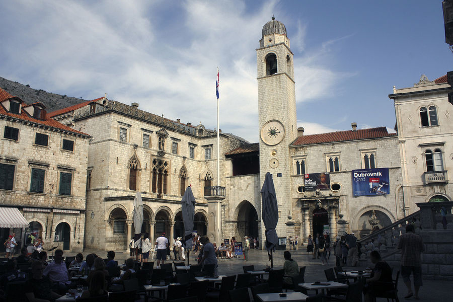 Дубровник- город красных крыш и бесконечных ресторанов. Дубровник, Хорватия