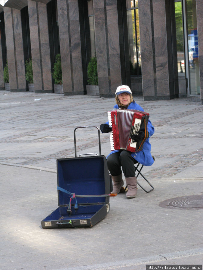 Уличное музицирование Рига, Латвия