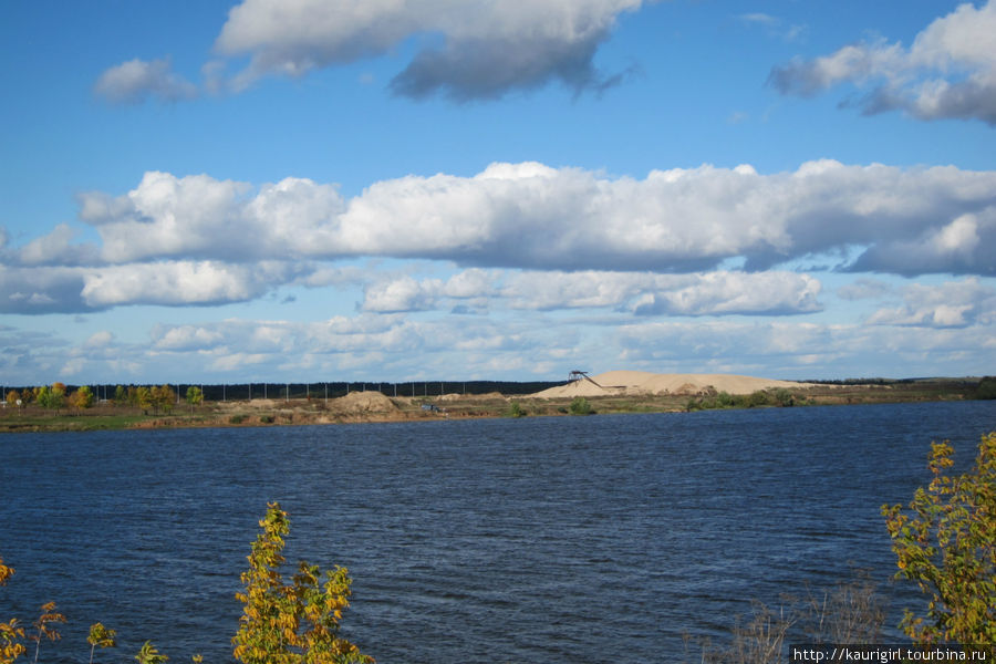 Волга разделяет Дубну на северную и южную часть. В южной — современный наукоград, новые строения. Дубна, Россия