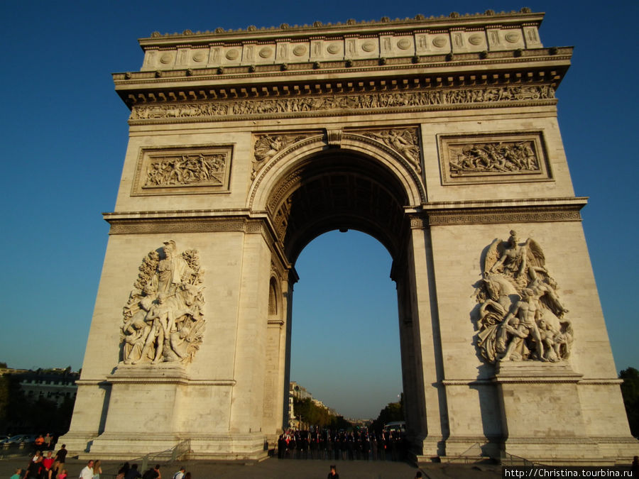 Триумфальная арка Париж, Франция