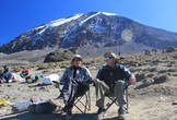 На вершине Килиманджаро уже совсем мало ледников. В полночь будет выход на штурм этой вершины!