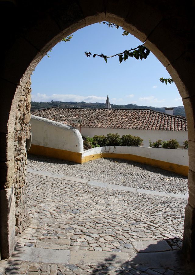 Город-крепость или «шоколадная столица» Португалии Обидуш, Португалия