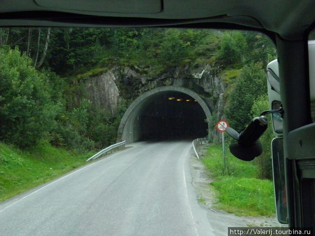Норвегия — страна тоннелей Хеллесюльт, Норвегия