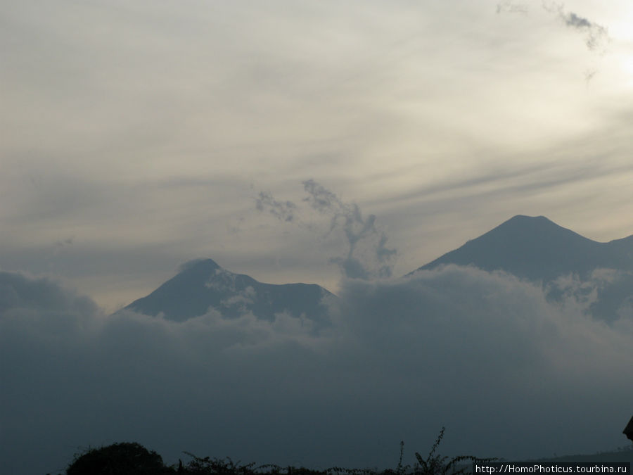Вид на Агуа Антигуа, Гватемала