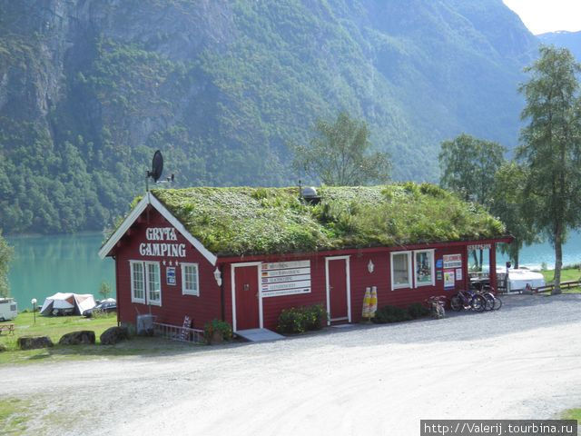 Очарование фьордов и озер страны троллей Хеллесюльт, Норвегия