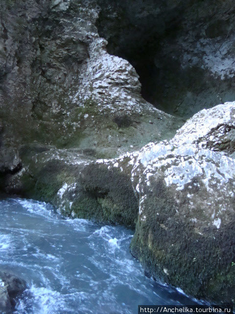 По дороге к Аацынскому водопаду. Аацы, Абхазия