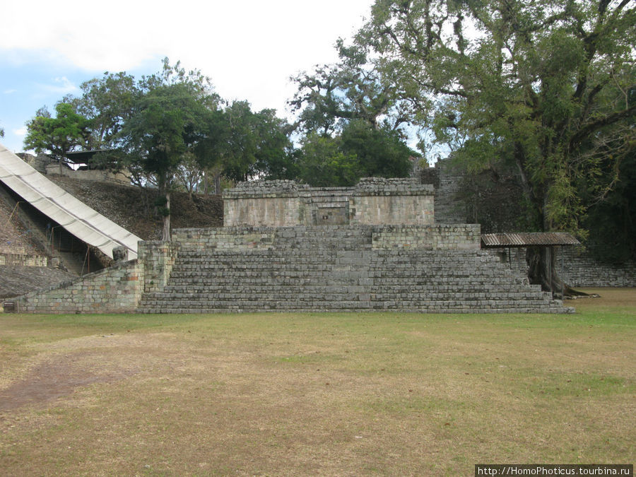 Центральная площадь Копан-Руинас, Гондурас