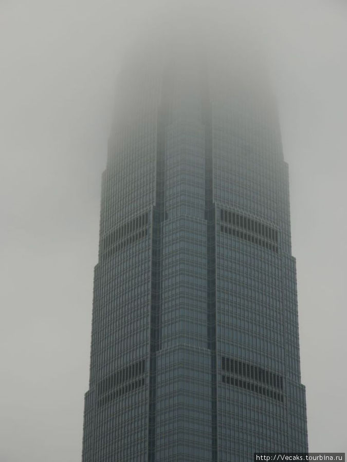 Гонконг в густом тумане Гонконг