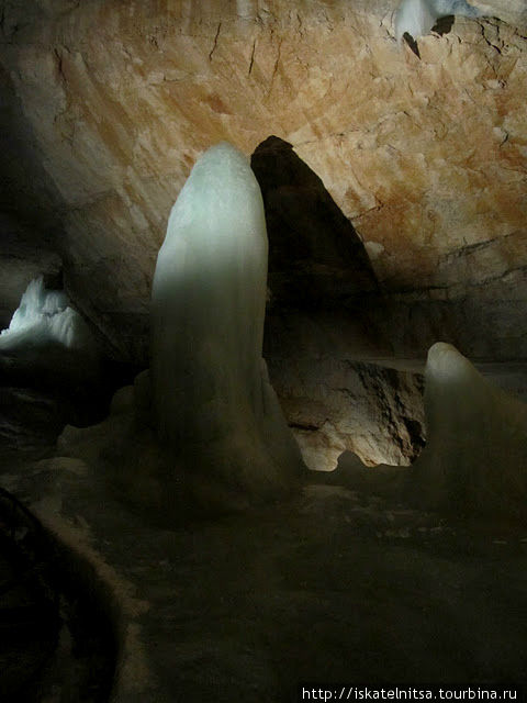 Кульминация экскурсии в ледяную пещеру