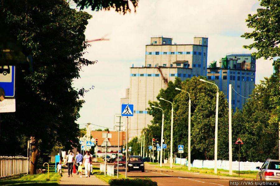 Крупнейшее предприятие города — комбикормовый завод. Брест, Беларусь
