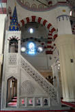Минбар в мечети Эртогрул Гази