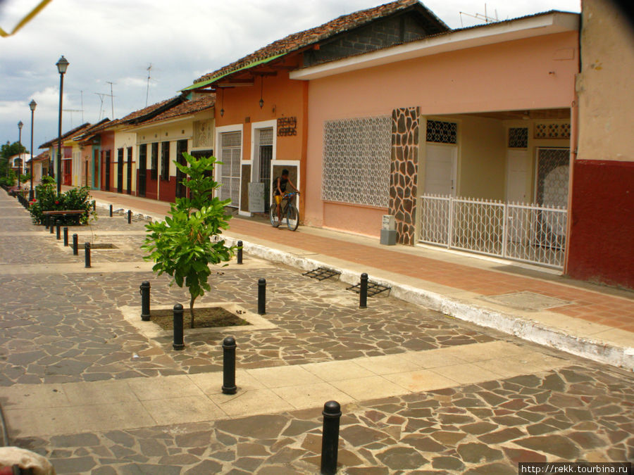 Пешеходная зона, ведущая к озеру Никарагуа Никарагуа