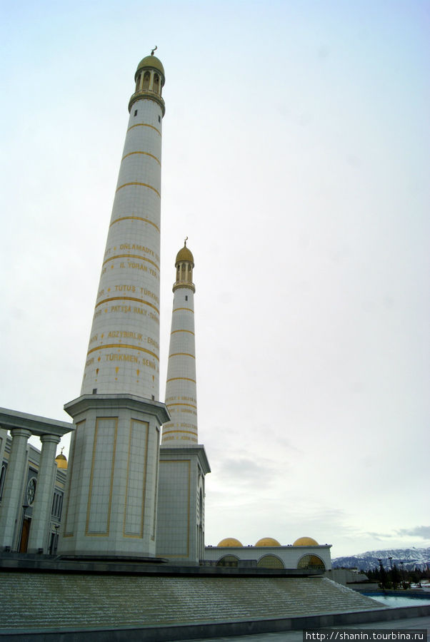 Минареты мечети Кипчак, Туркмения