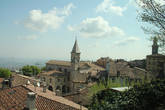Симпатичные крыши домиков окружающих историческую часть Сан-Марино