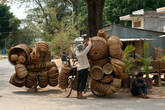 Велосипед в Камбодже транспорт, причём грузовой.