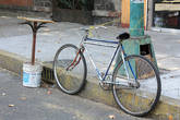 Как защитить свой велосипед от кражи? привязать к столбу верёвкой!