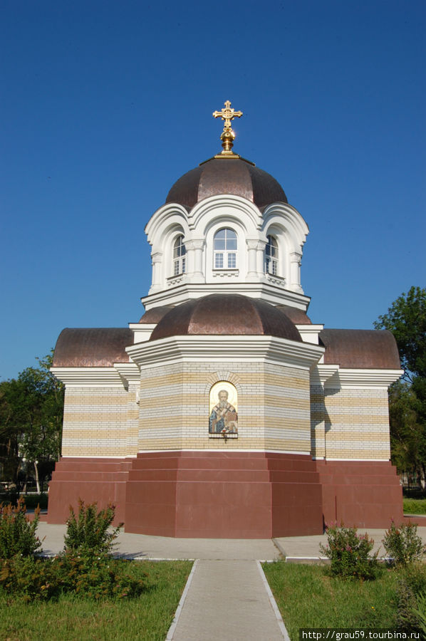 Храм во имя святителя Луки Саратов, Россия