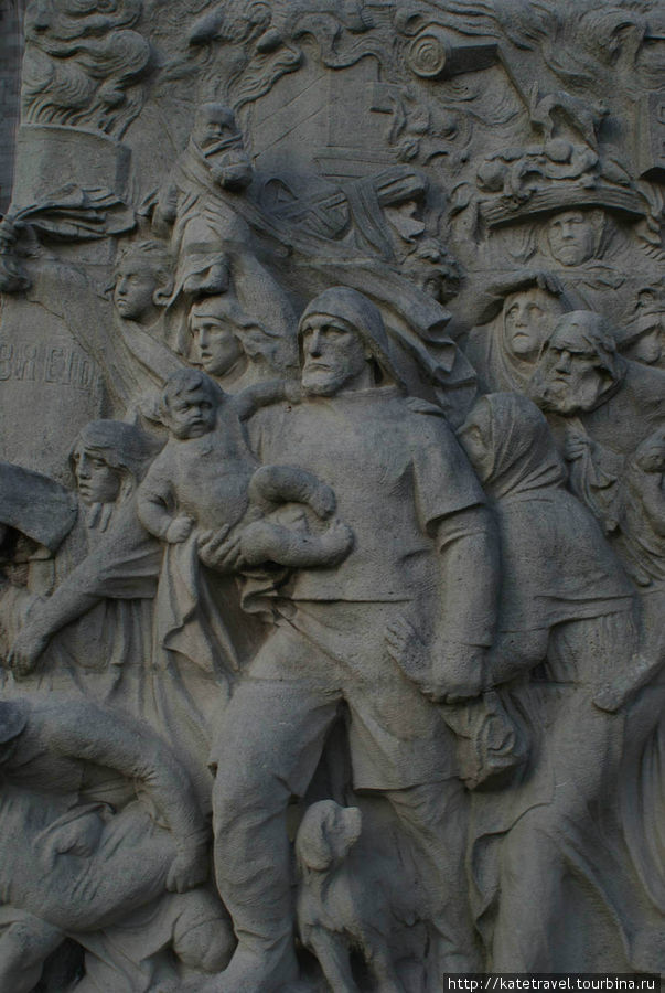 Рельеф в память воинов Остенде, Бельгия