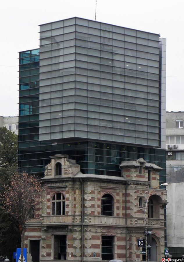 Кошмарное здание Союза Архитекторов Бухарест, Румыния