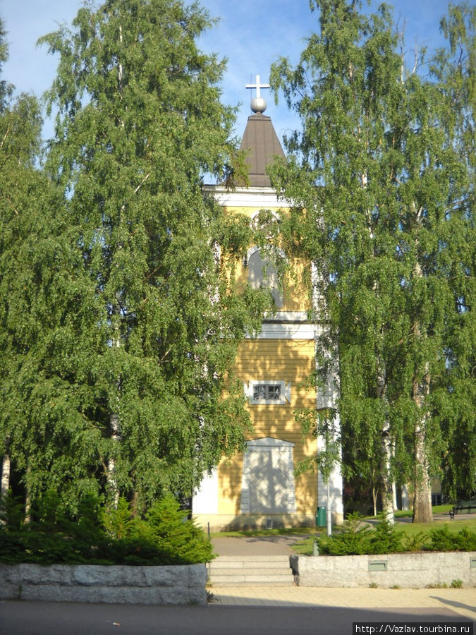 Стыдливая постройка Хейнола, Финляндия