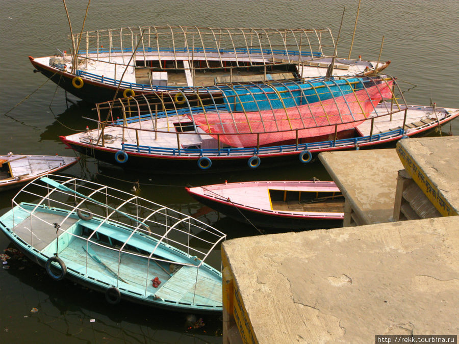 Лодки на Ганге можно снимать бесконечно. Как и всю Индию Варанаси, Индия