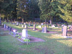 Кладбище тоже обихожено
