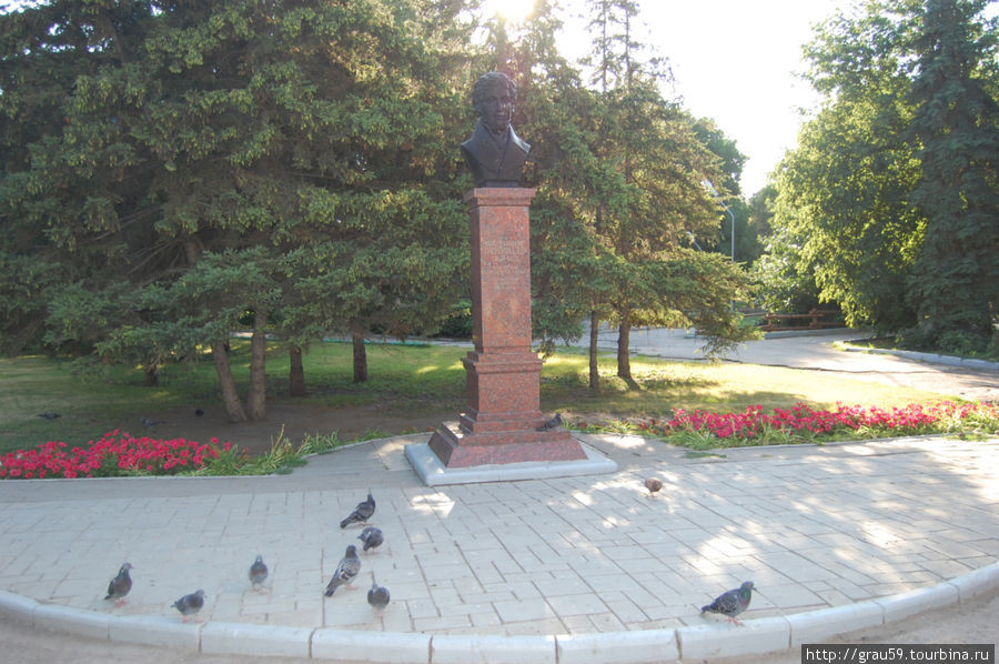 Памятник А.Д.Панчулидзеву