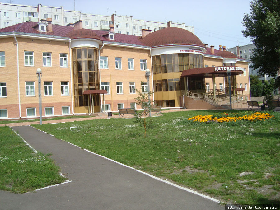Новая городская детская поликлиника. Абакан, Россия