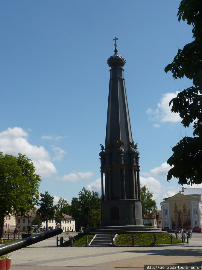 Памятник героям Отечественной войны 1812 года Полоцк, Беларусь