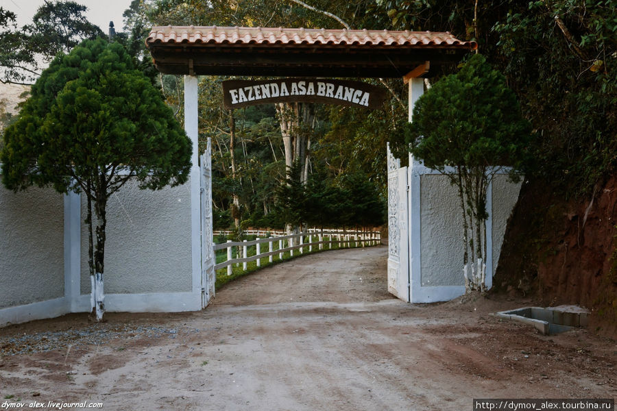 Парадные ворота Мигел-Перейра, Бразилия