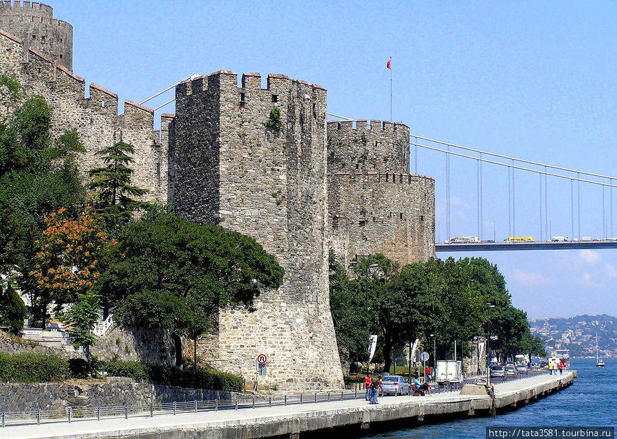 Стамбул. Крепость Румели Хисары. Стамбул, Турция