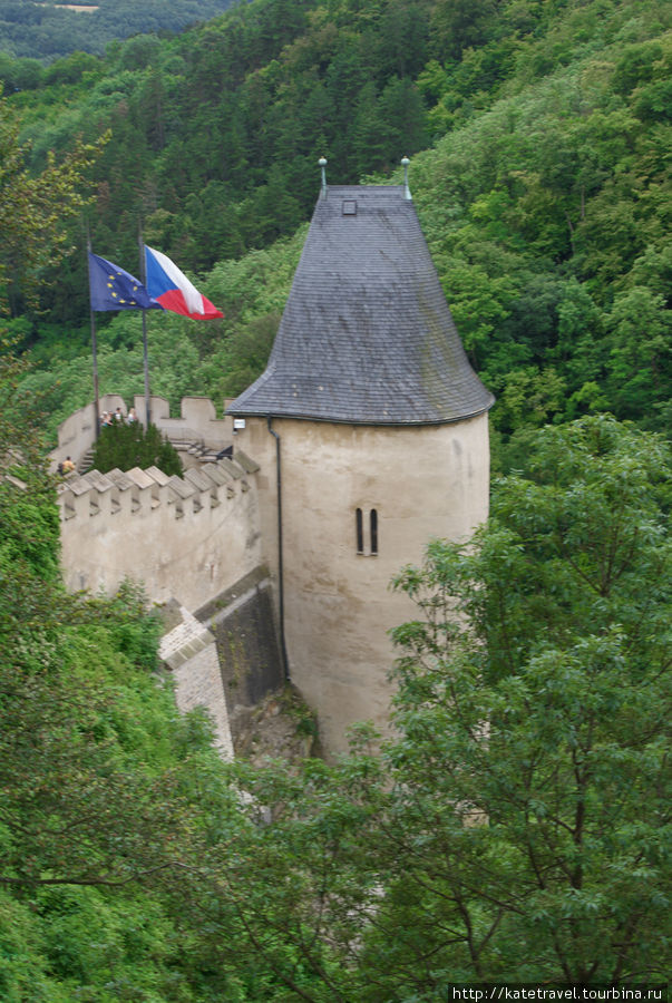 Замок Карлштейн и дорога к нему Карлштейн, Чехия