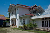 Дом семьи Румбино | Сентани, Папуа