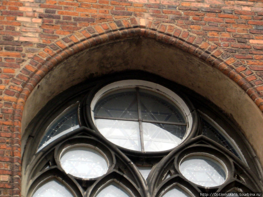 Звезда Давида на окне собора Св. Иоанна. Рига, Латвия