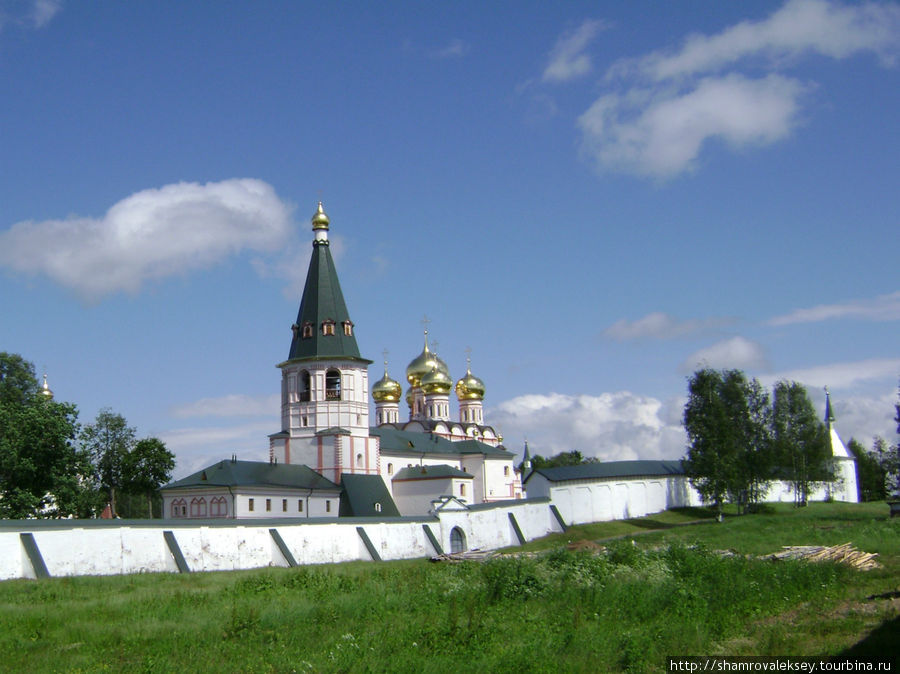 Иверский мужской монастырь Валдай, Россия