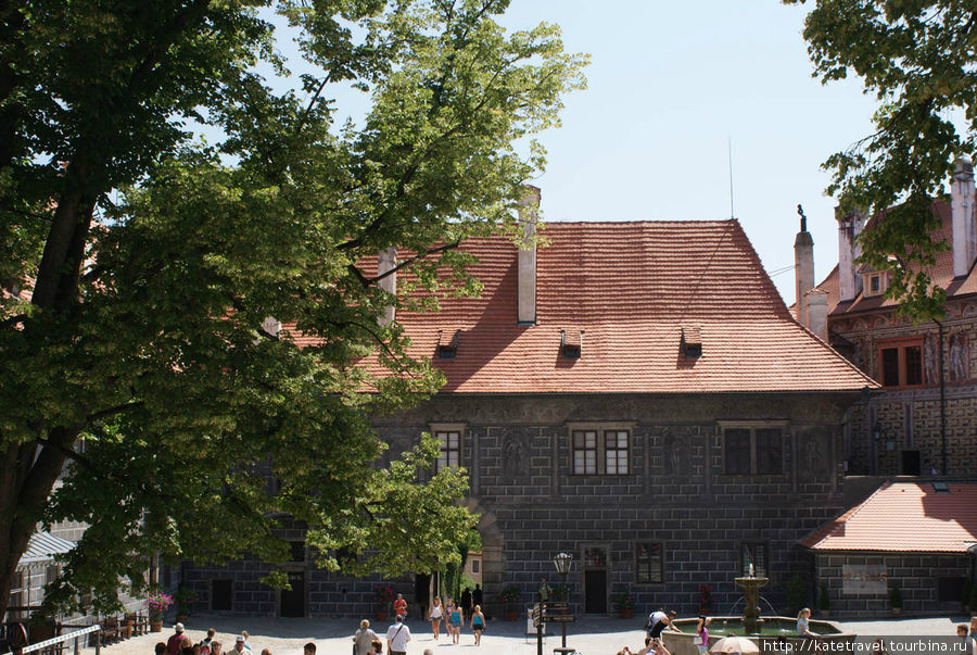 Чешско-крумловский замок и его привидения Чешский Крумлов, Чехия