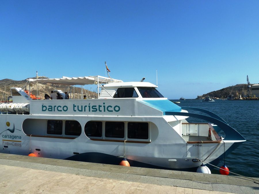 Туристическая барка / Barco turistico