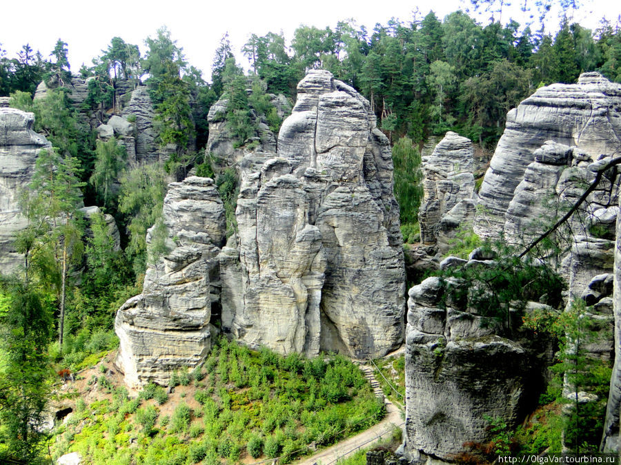 Праховские скалы уникальны тем, что сравнительно на небольшой площади находится множество наблюдательных пунктов, откуда открывается удивительный вид Чешский Рай Заповедник, Чехия