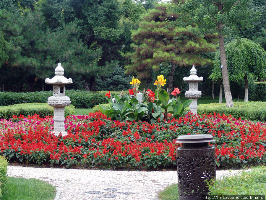 Восточный имперский сад во дворце Пуи Чанчунь, Китай