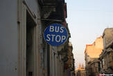 Автобусные остановки на Мальте выполнены в минималистическом стиле!