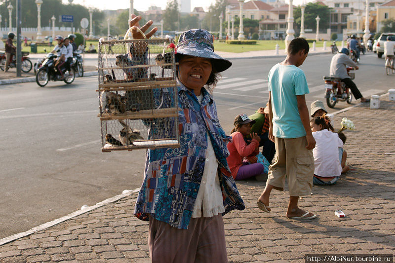 Пномпень - богатая столица бедной страны. Пномпень, Камбоджа